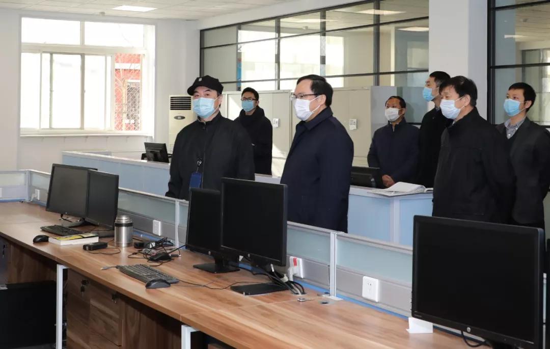 楊金成到七院、七一四所檢查指導(dǎo)疫情防控和復(fù)工復(fù)產(chǎn)工作